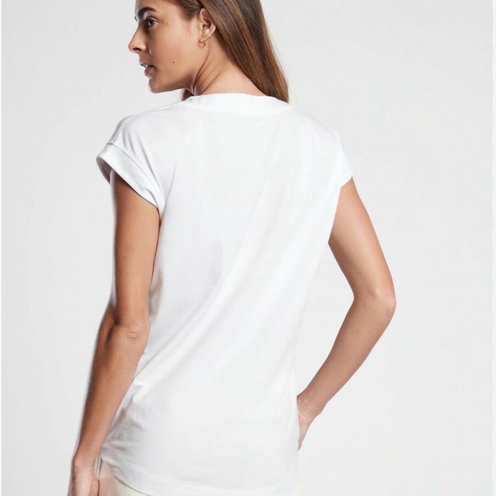 White Athleta Avenue Tee - mint condition!